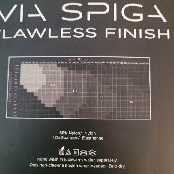 Via Spiga Stockings NWT Size 8 - Picture 3 of 3
